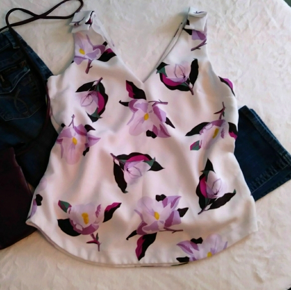 Banana Republic Tops - BOGO Deal Banana Republic top